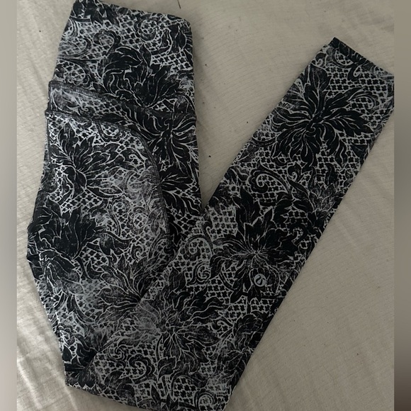 lululemon athletica Pants - Lululemon speed up leggings